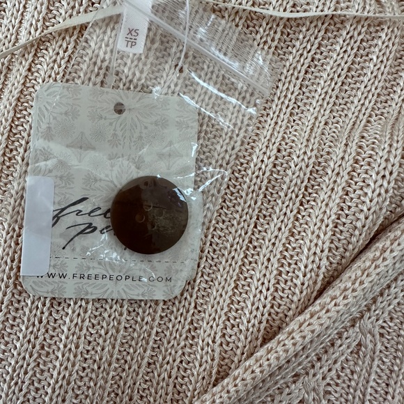 NWT Free People Game On Button Front Cardigan in White Swan Size XS MSRP $78 - Picture 15 of 16